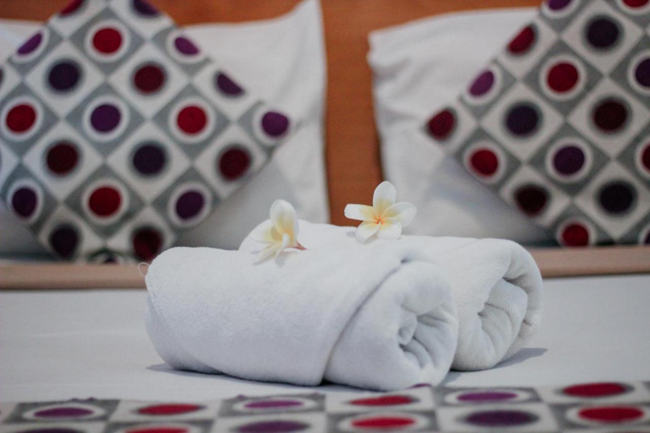 Hotel Mandari Buleleng  Екстер'єр фото