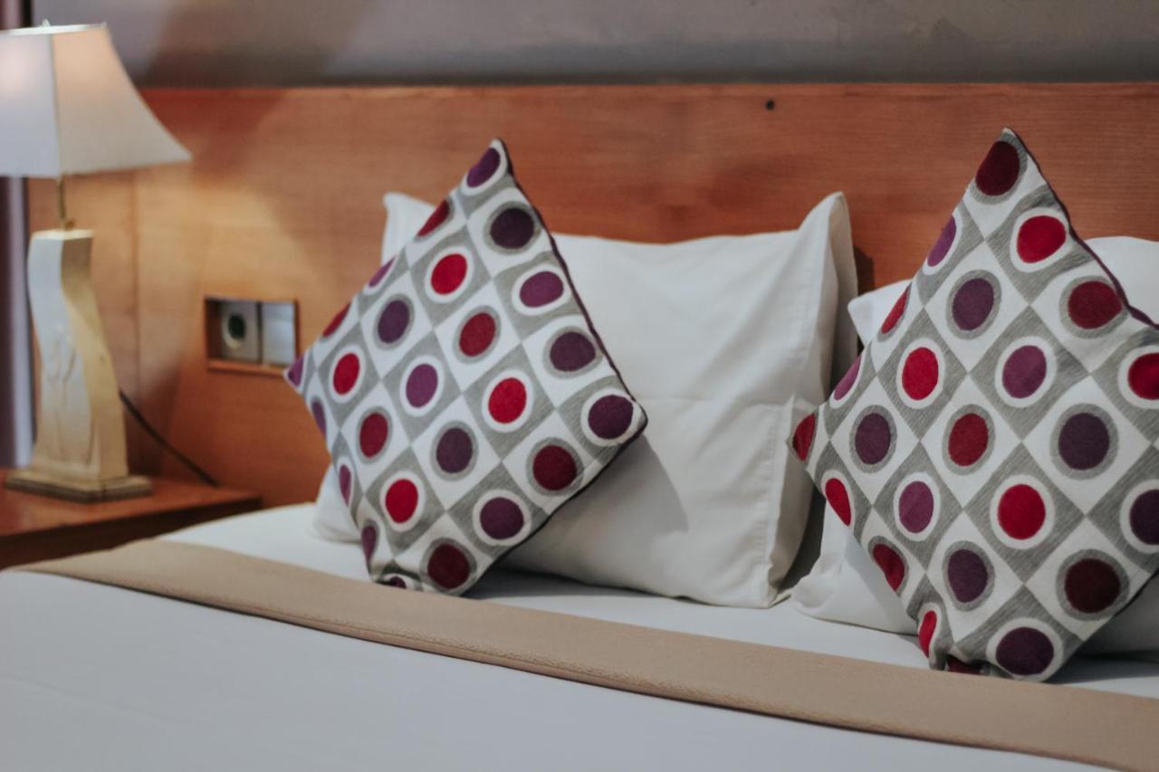 Hotel Mandari Buleleng  Екстер'єр фото