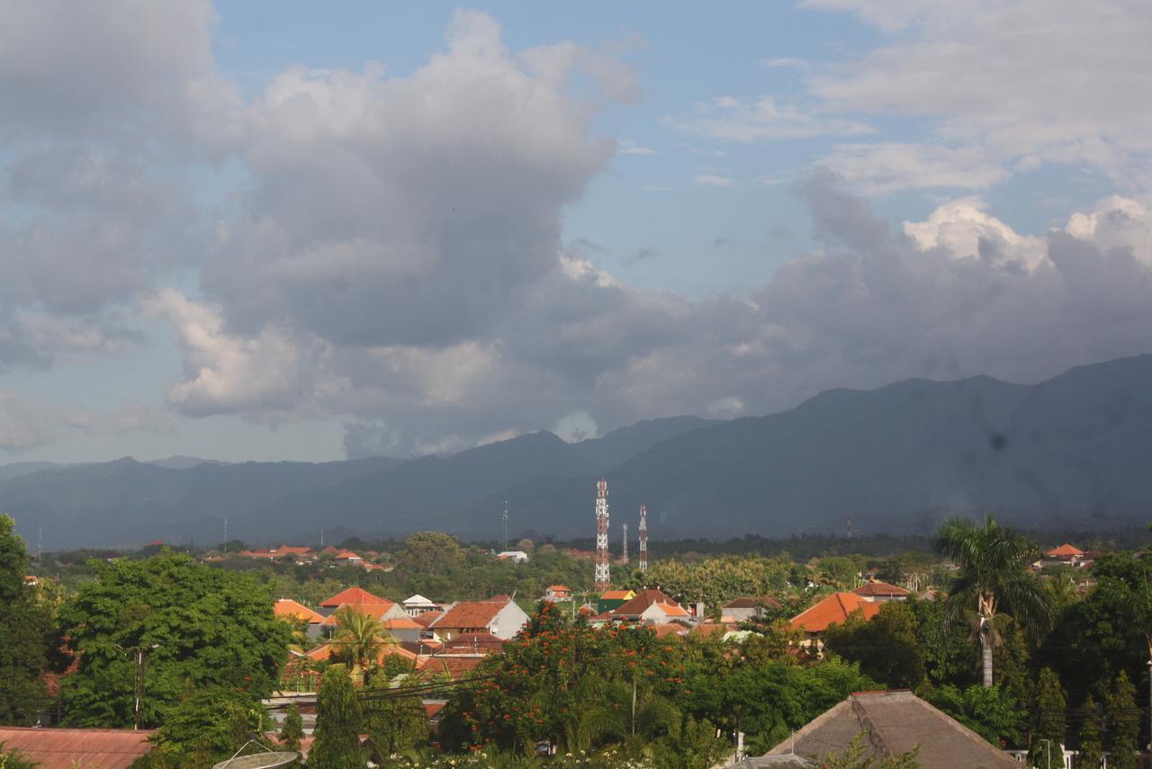 Hotel Mandari Buleleng  Екстер'єр фото