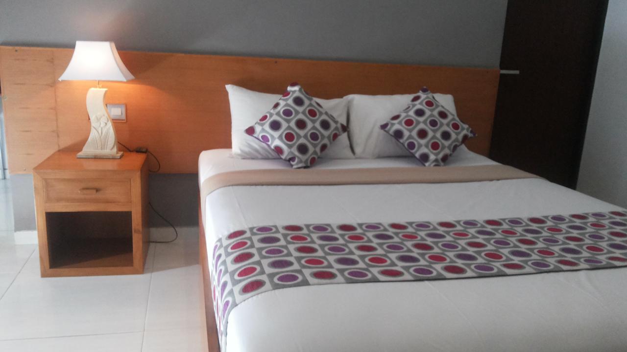 Hotel Mandari Buleleng  Екстер'єр фото