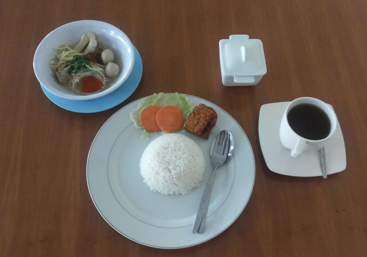Hotel Mandari Buleleng  Екстер'єр фото