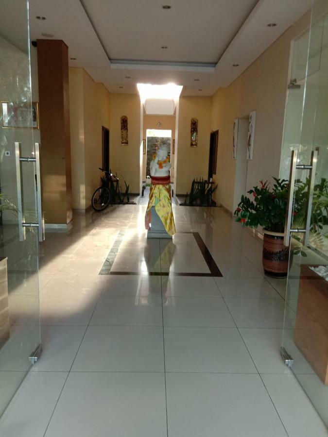 Hotel Mandari Buleleng  Екстер'єр фото